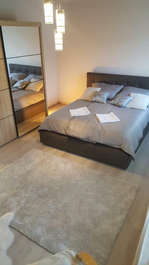 Gutenberg utca Apartman Szegedin Exterior foto