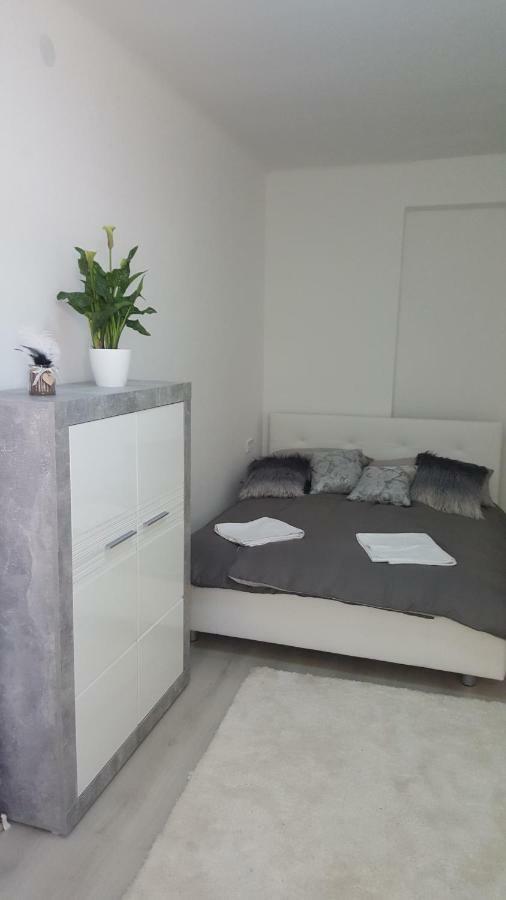 Gutenberg utca Apartman Szegedin Exterior foto